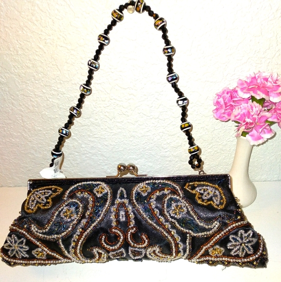 Apt. 9 Vintage-like beaded purse - Picture 1 of 6